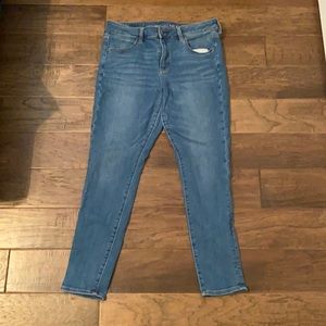 American Eagle Medium Wash 12R Jegging Jeans